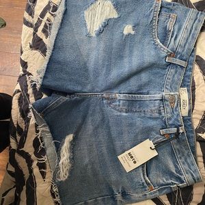 Top shop shorts never worn